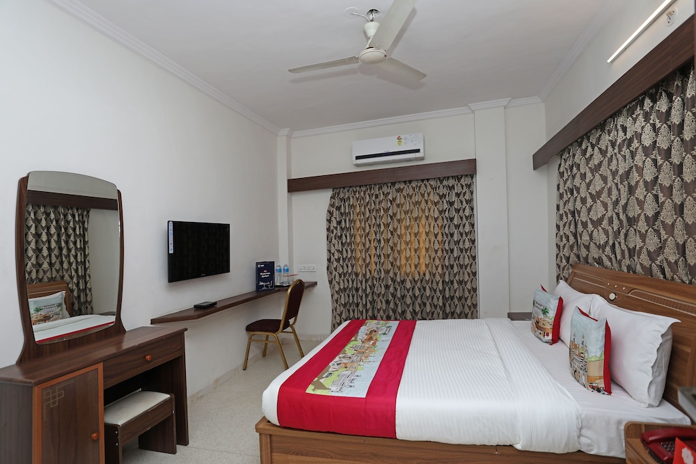 Double or Twin Room photo 3