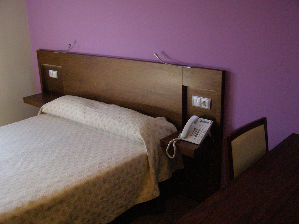 Single Room photo 2