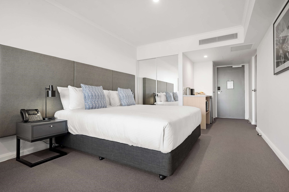 Triple Room, 3 Bedrooms, Non Smoking (Dual Key) - Photo 5