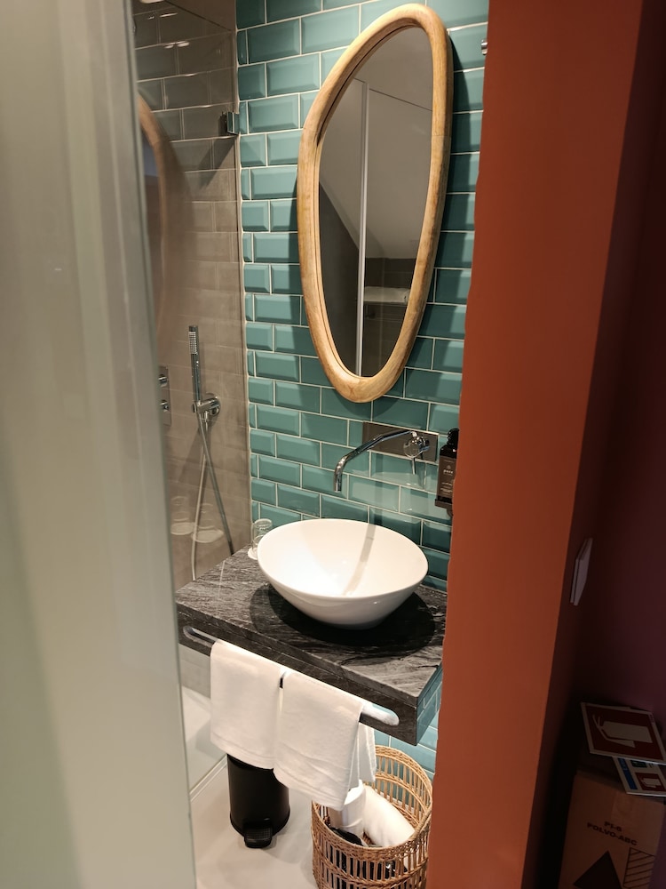 Deluxe Suite, City View photo 3