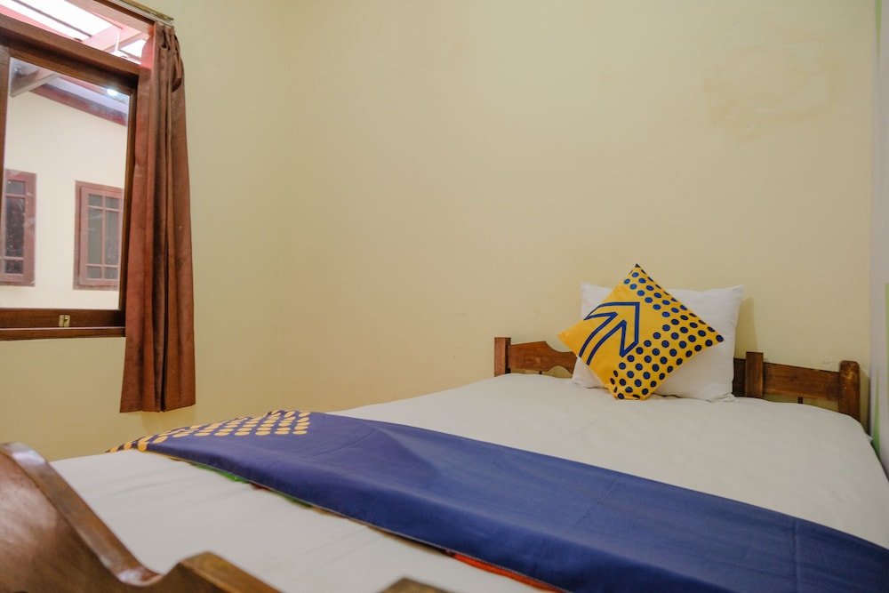 Basic Single Room photo 3