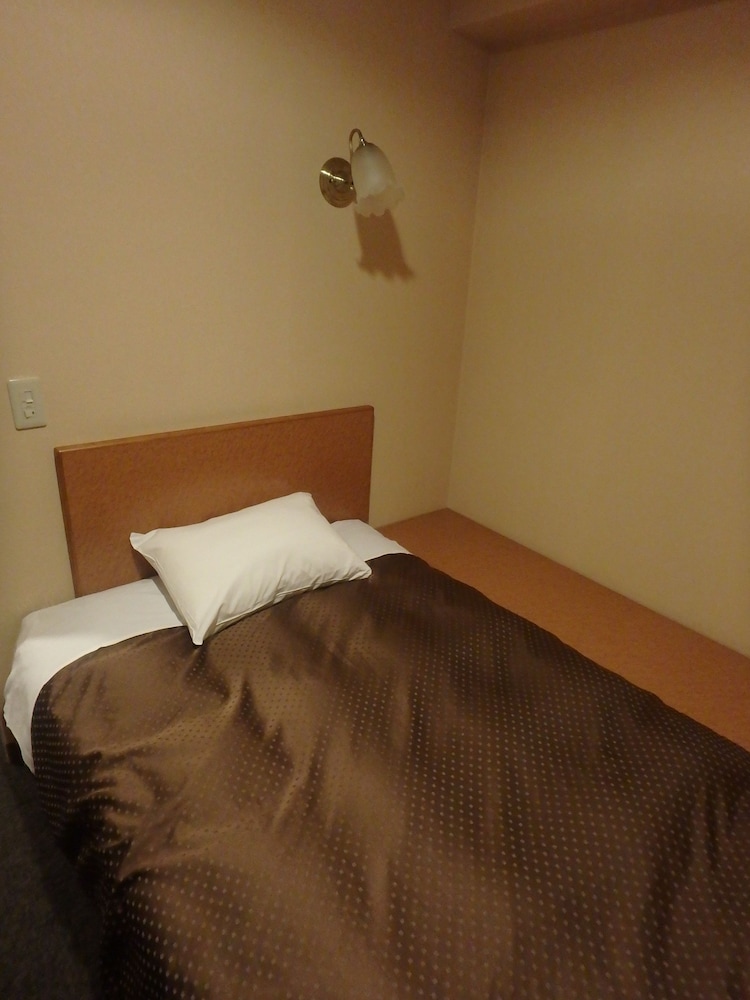 Single Room, Smoking photo 3