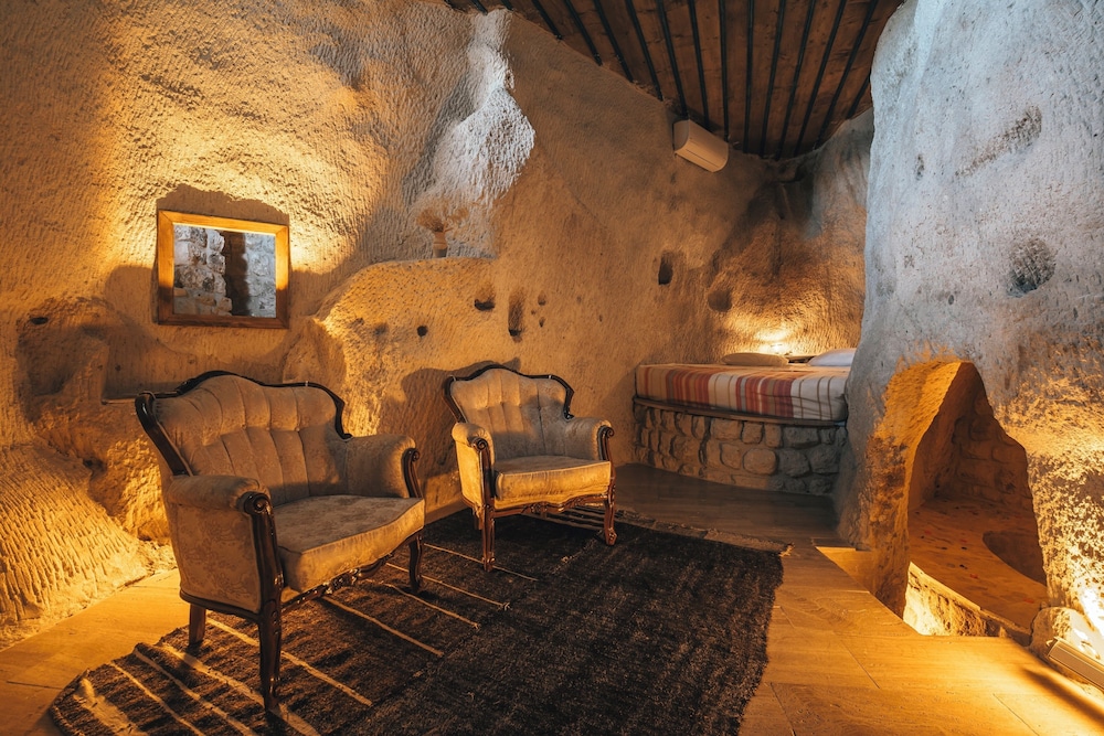 Deluxe Suite photo 1