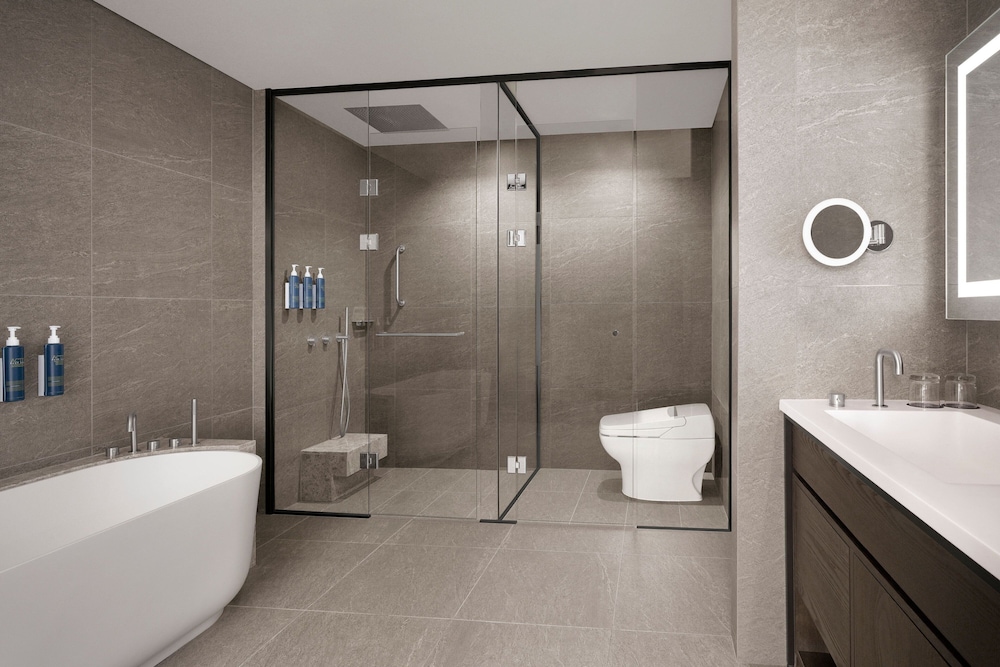 Suite, 1 King Bed, Park View