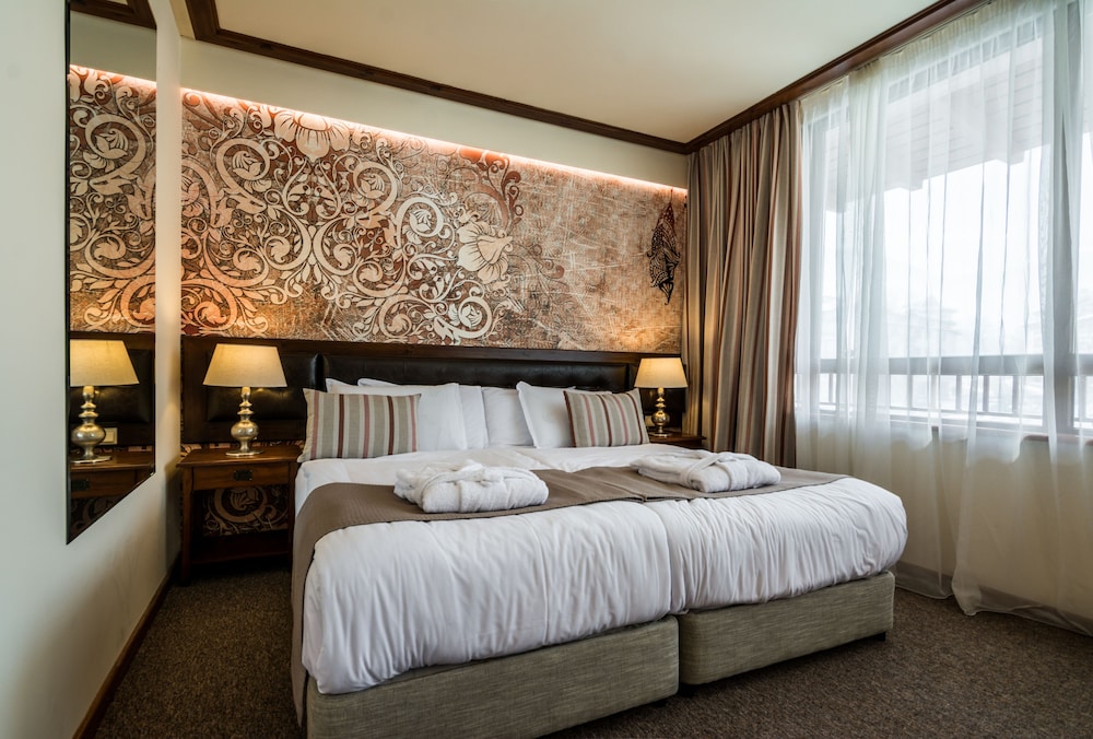 Junior Suite (Free Wifi & Spa access ) photo 2