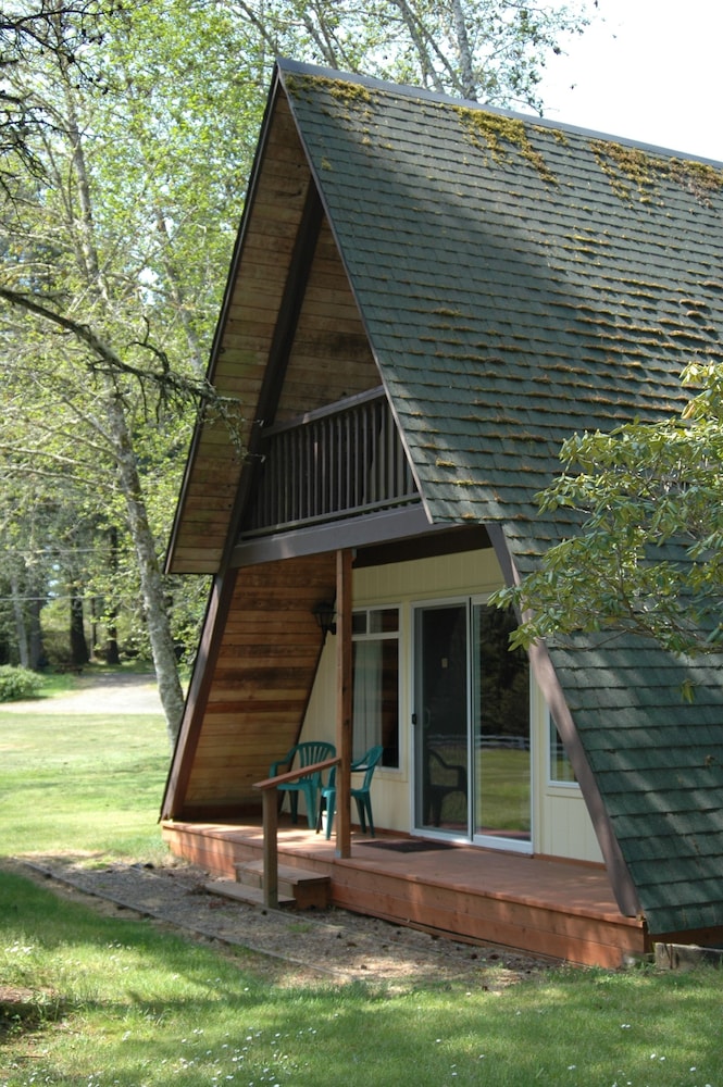 Family Cabin, 2 Bedrooms, Kitchen photo 3