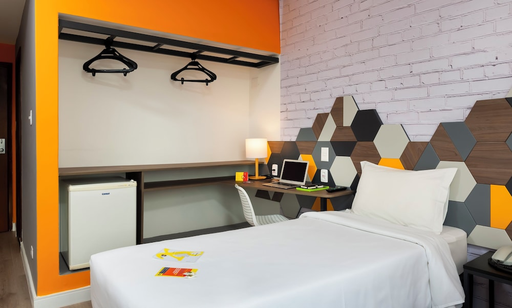Standard Apartment, 2 Twin Beds - Photo 10
