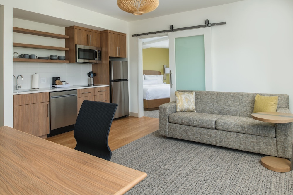Suite, 1 Bedroom photo 1