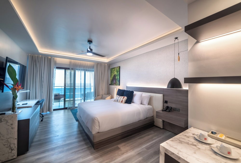 Premium Room, 1 King Bed, Ocean View