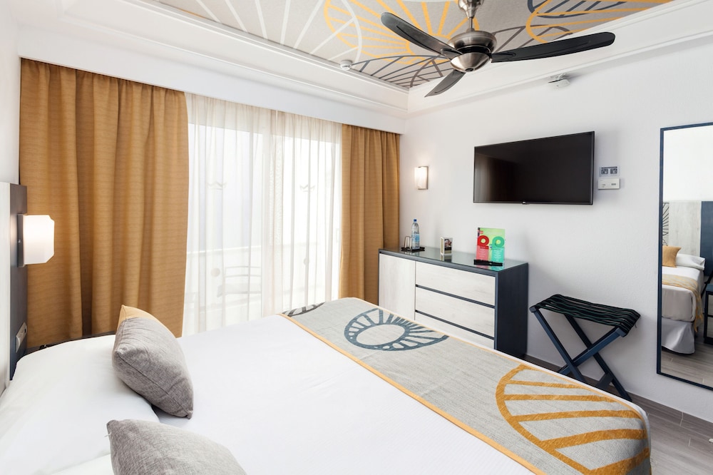 Standard Single Room, Balcony, Sea View photo 2