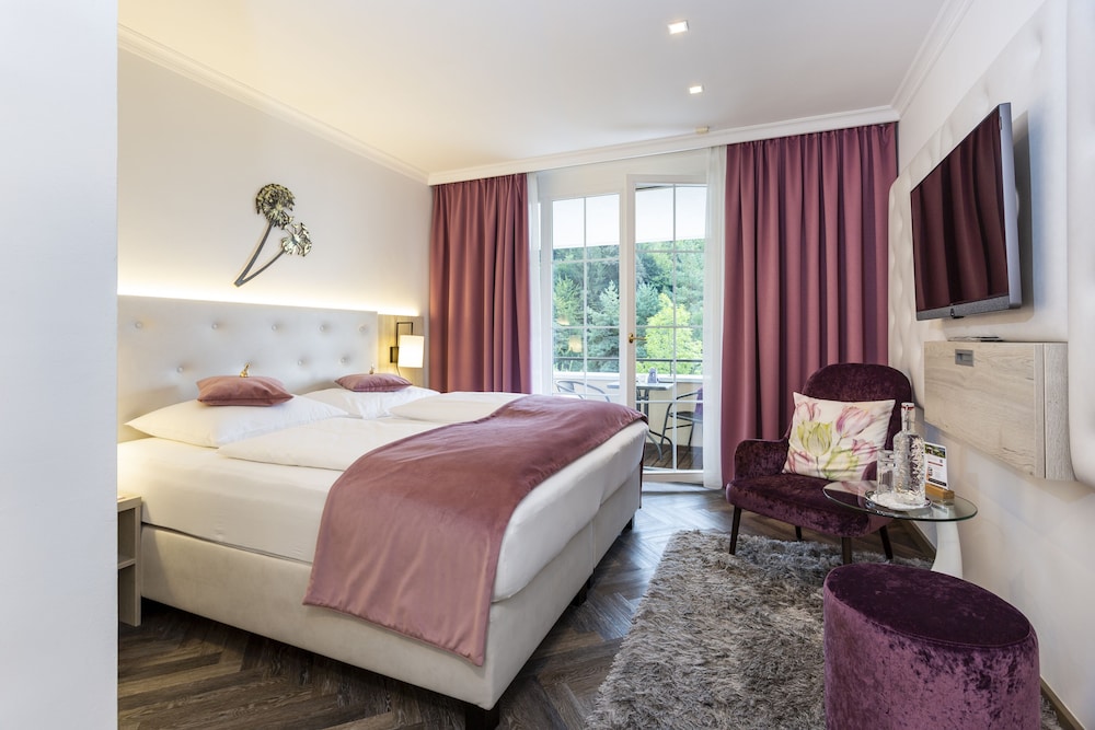 Deluxe Double Room, Balcony (4) - Photo 2