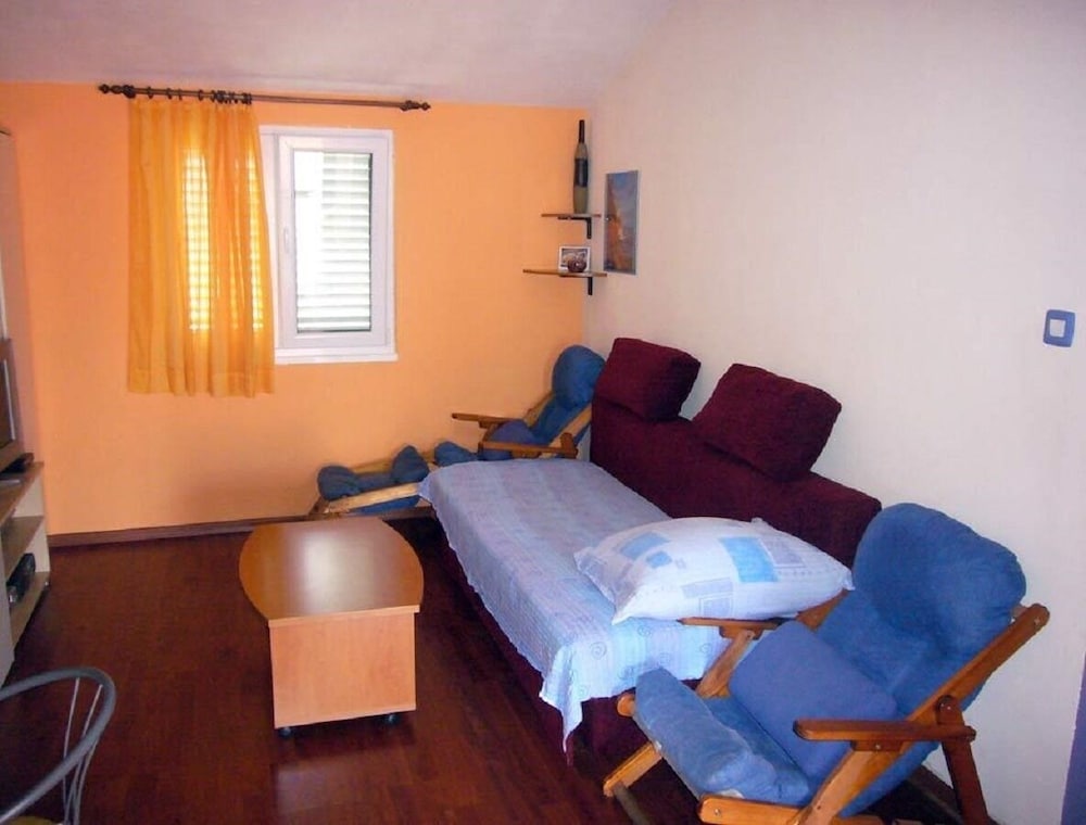 Apartment (Denis - terrase and sea view - A1(4)) photo 2