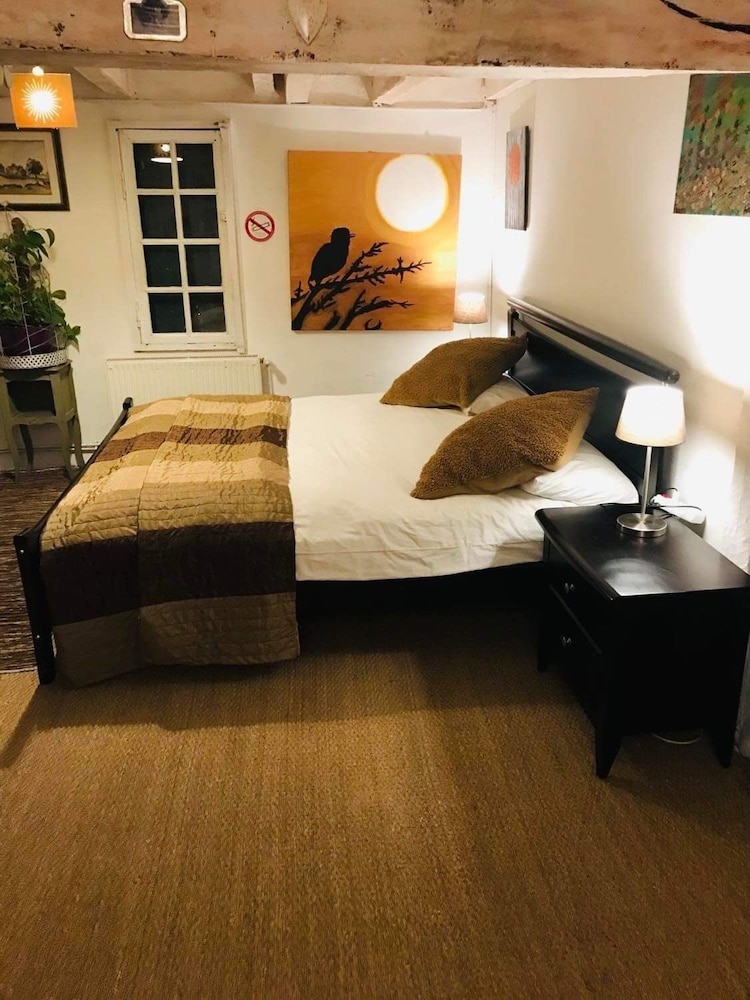 Deluxe Double Room With Shower photo 3