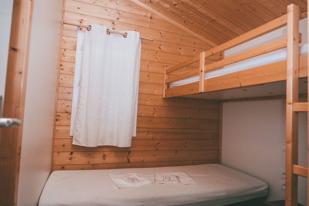 Chalet, 2 Bedrooms, Terrace (for 4 People) photo 2