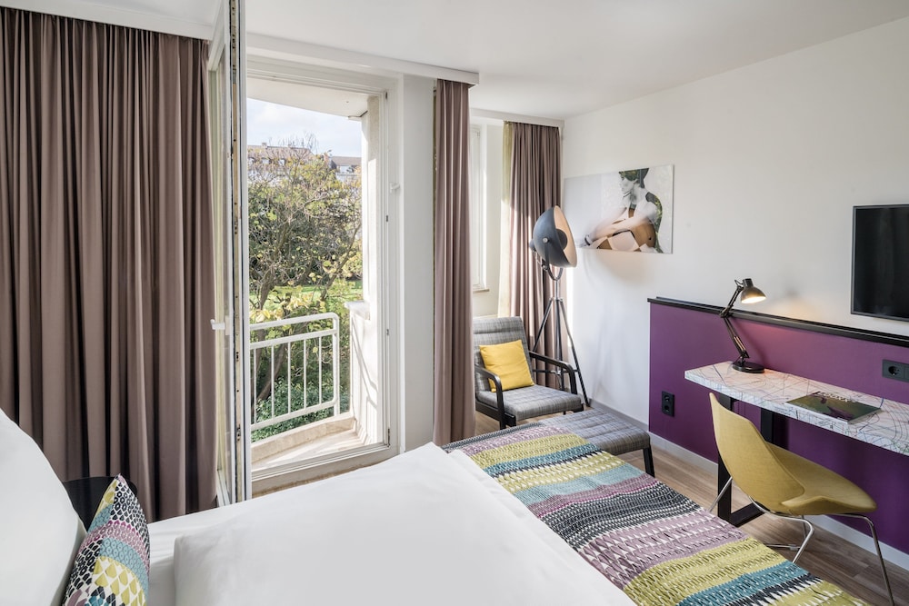 Standard Room, 1 Double Bed, Garden View - Photo 1