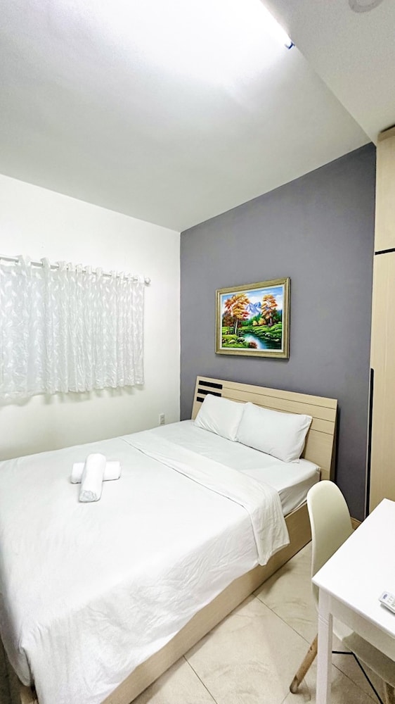 Apartment, 2 Bedrooms, 2 Bathrooms, Partial Sea View
