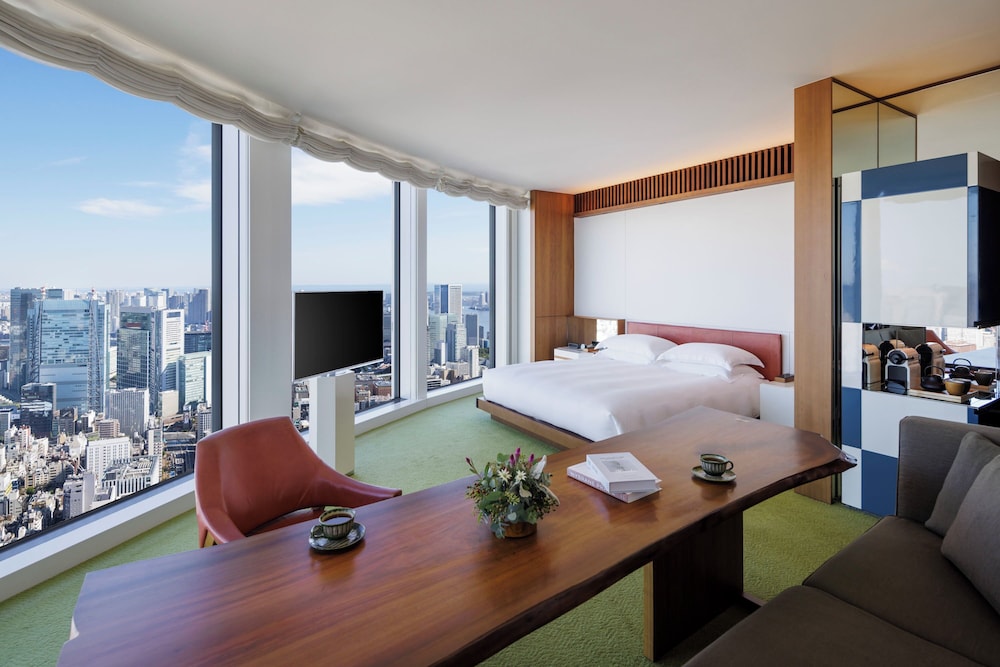 Deluxe Room, 1 King Bed