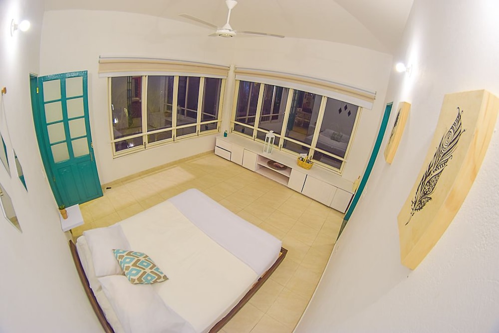 Deluxe Room, 1 Double Bed, Accessible, Mountain View photo 3