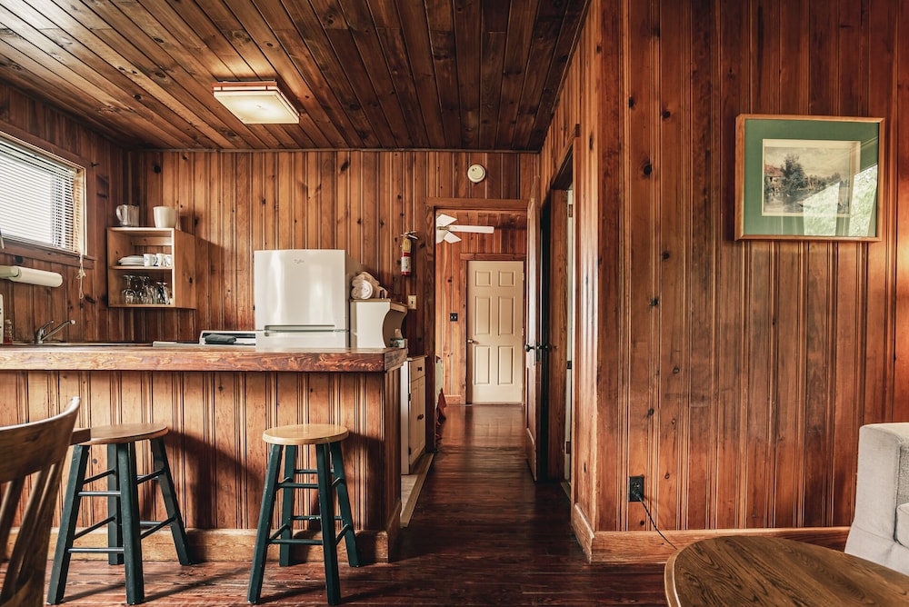 Traditional Cabin, 1 King Bed, Non Smoking, Mountain View (23), photo 6