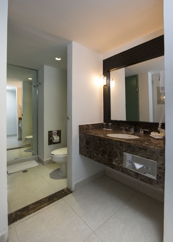 Standard Room - Photo 6