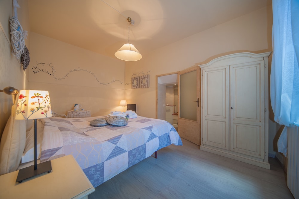 Standard Room - Photo 6