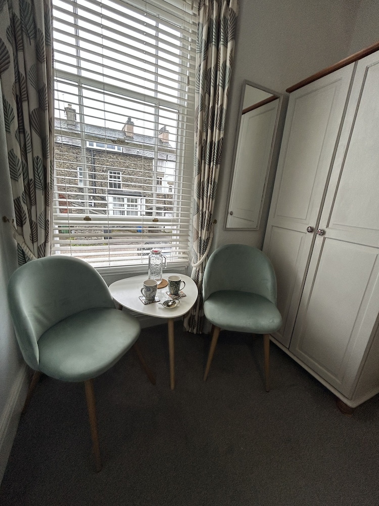 Standard Double or Twin Room photo 3