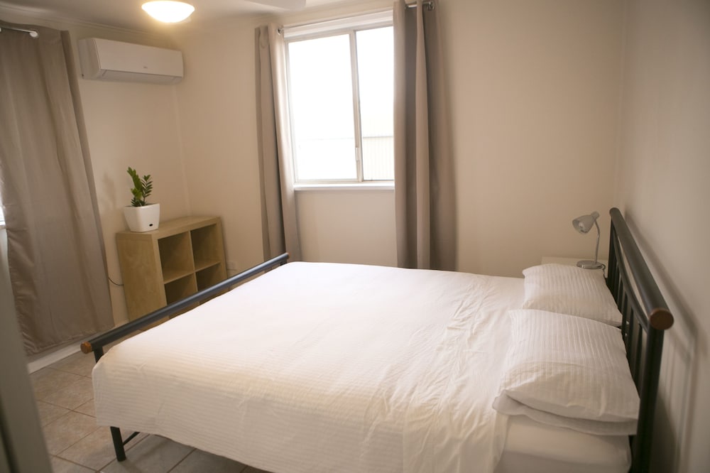 House, 3 Bedrooms photo 1