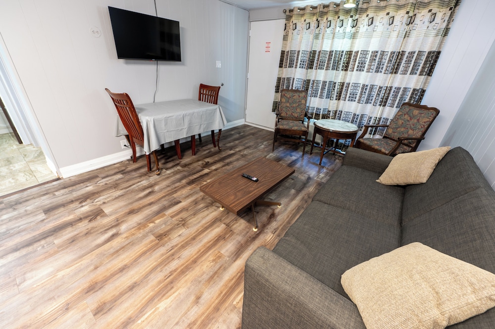 Family Suite photo 2