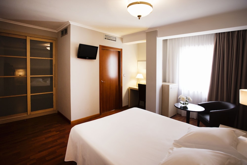 Double Room, 1 Double or 2 Twin Beds - Photo 1