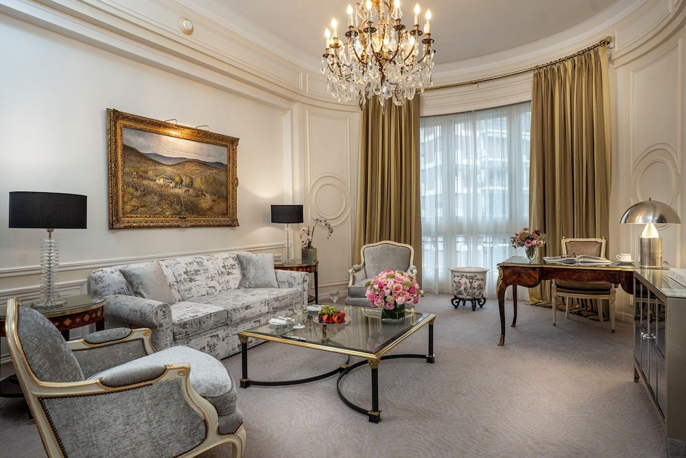 Suite (Alvear)