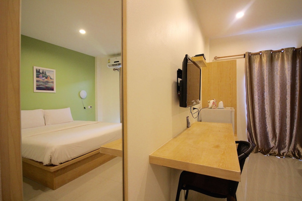 Standard Room photo 2