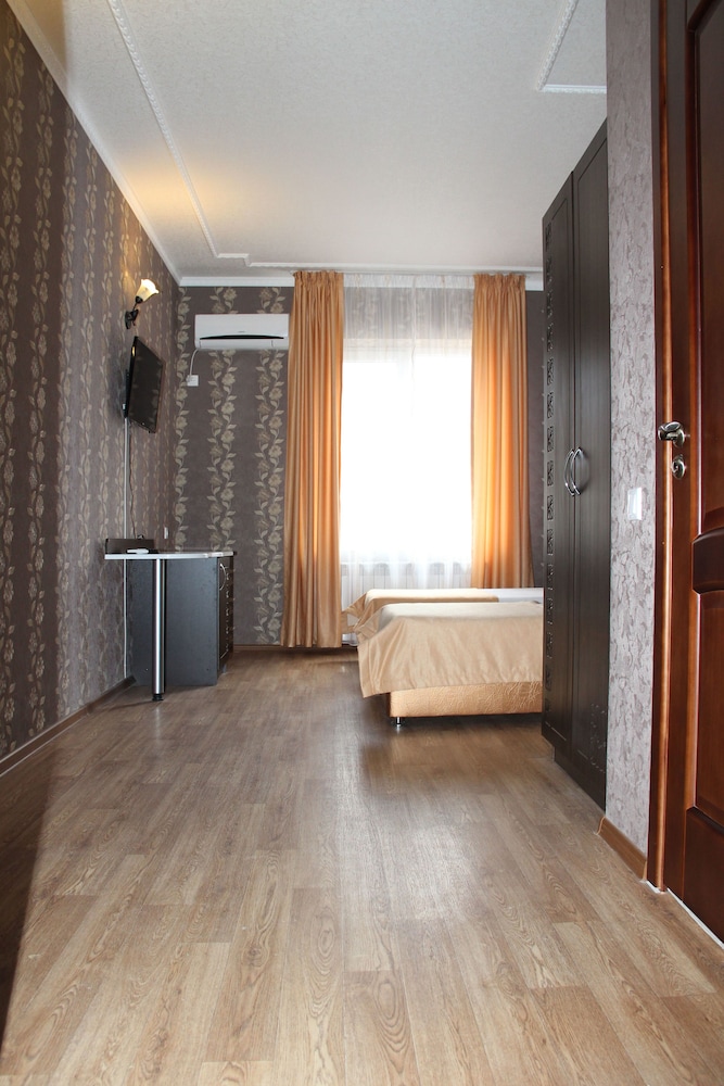 Superior Double or Twin Room photo 3