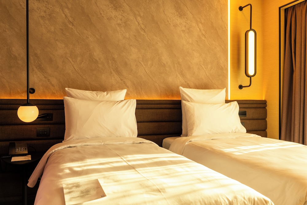 Standard Room, 2 Twin Beds photo 3