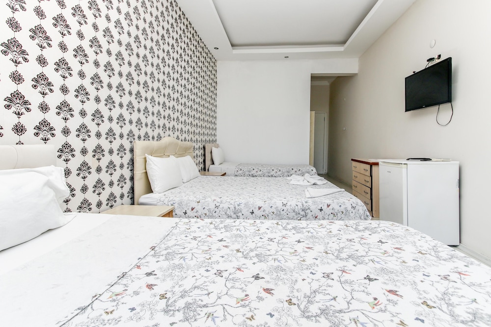 Quadruple Room photo 3