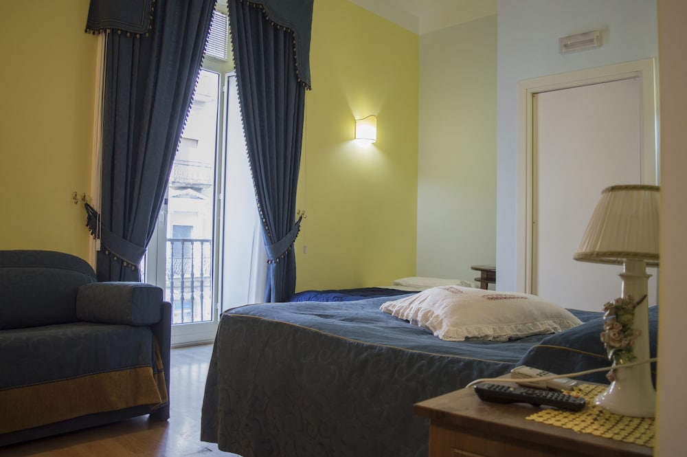 Quadruple Room, Private Bathroom