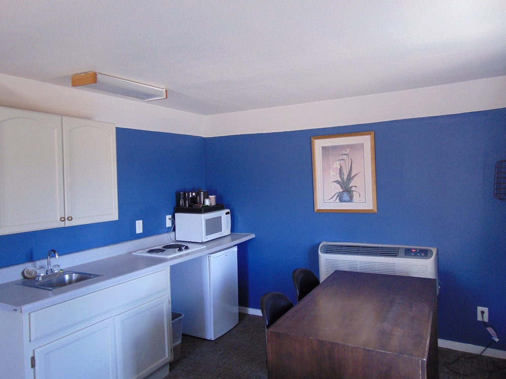 Cabin, 2 Queen Beds (Cowboy) - Photo 3