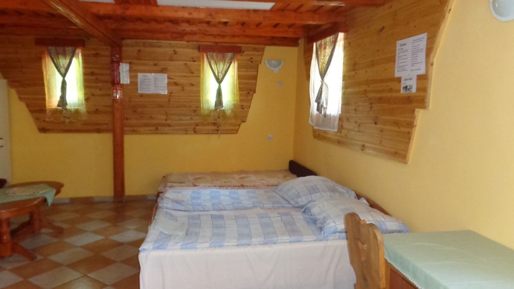 Family Apartment, Garden Area photo 1