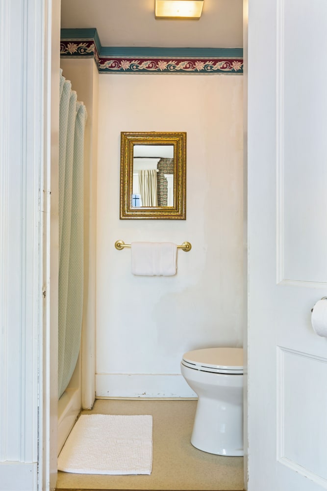Comfort Single Room, Non Smoking (Room 3, Second Floor) photo 2