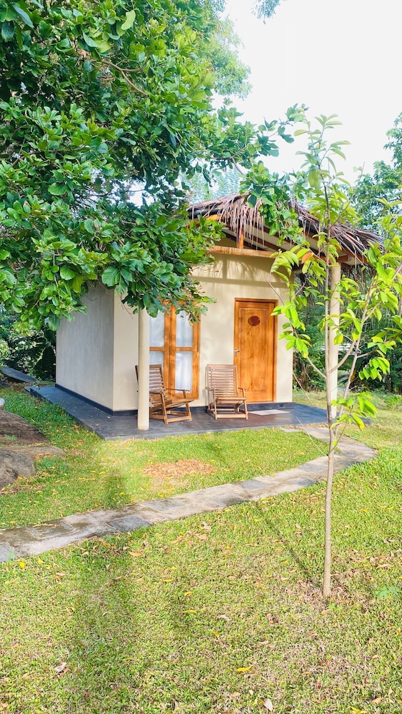 Family Cabin, River View photo 1