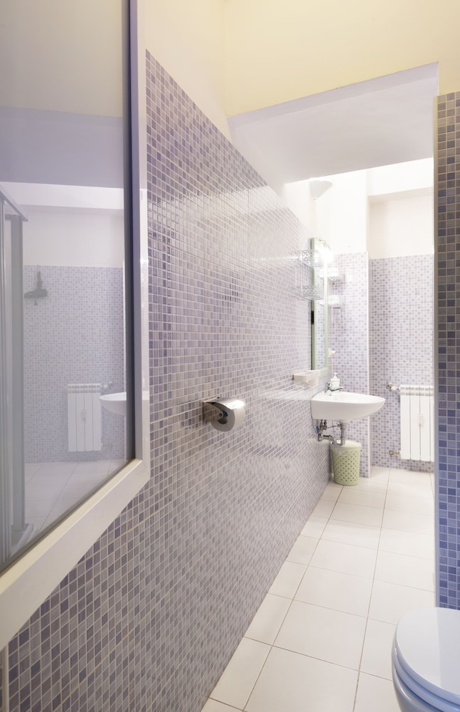 Superior Room, 1 King Bed with Sofa bed, Private Bathroom photo 2