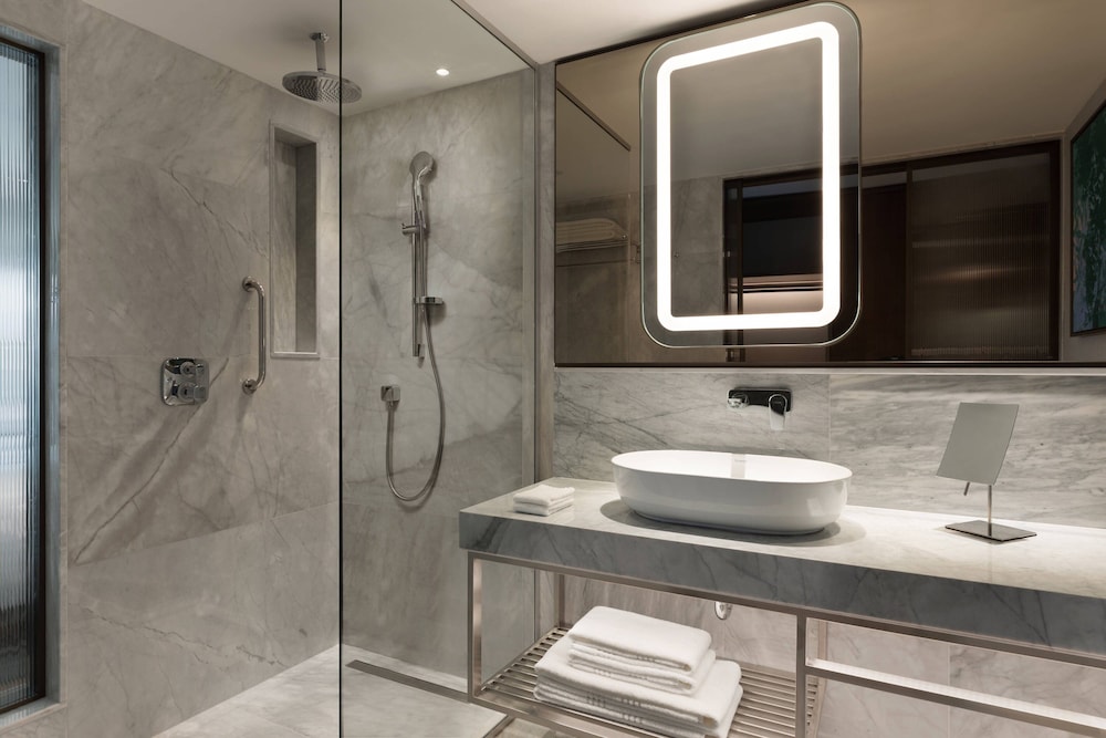 Standard Room, 2 Twin Beds, City View - Photo 11