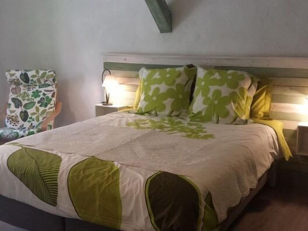 Double Room, Ensuite (Olivier) photo 3