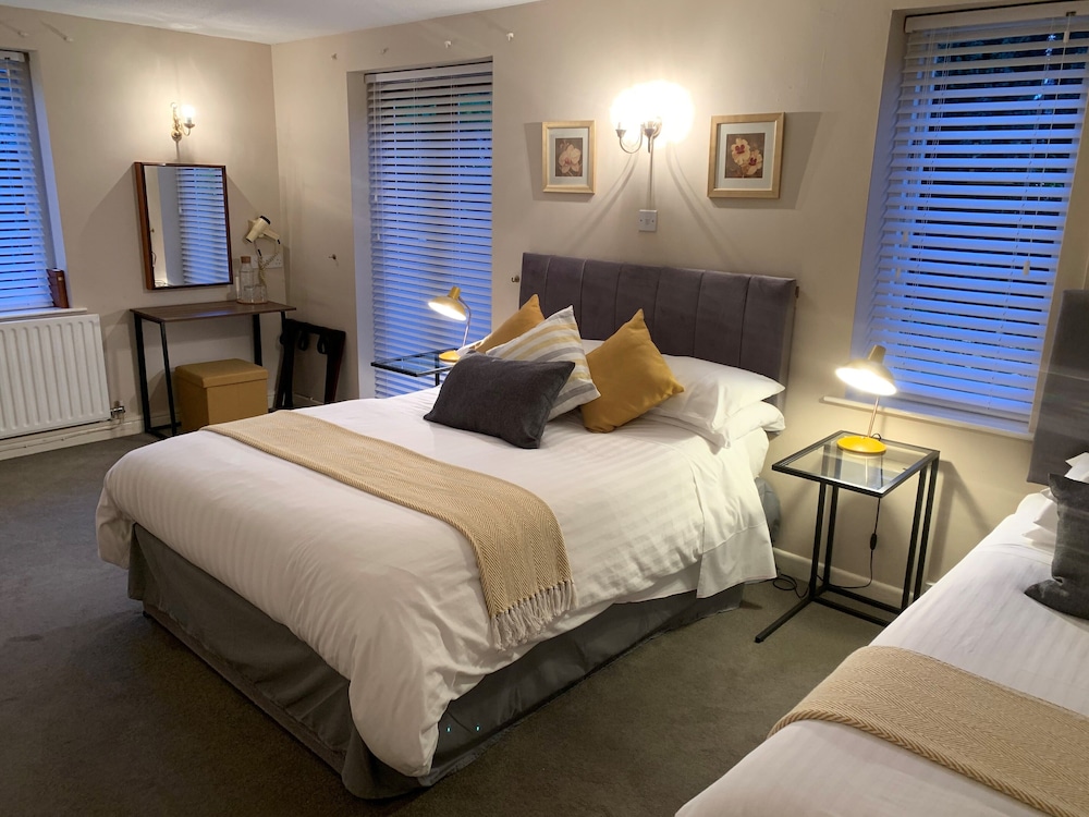 Standard Double or Twin Room photo 2