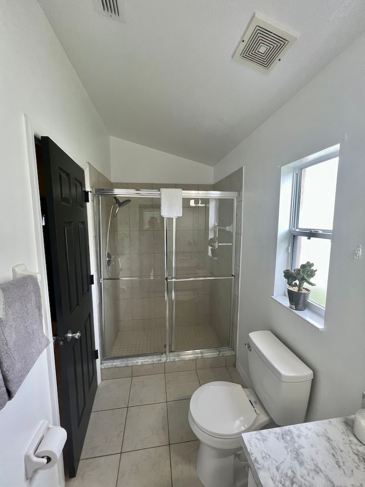 Residential Westbury 4BR Pool Home Near Disney Parks, Bilde 15
