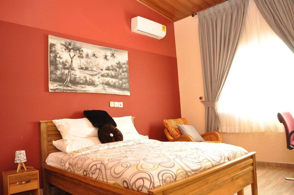 Family Apartment, 2 Bedrooms photo 3