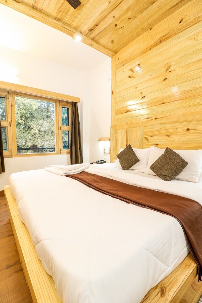 Deluxe Double Room photo 3