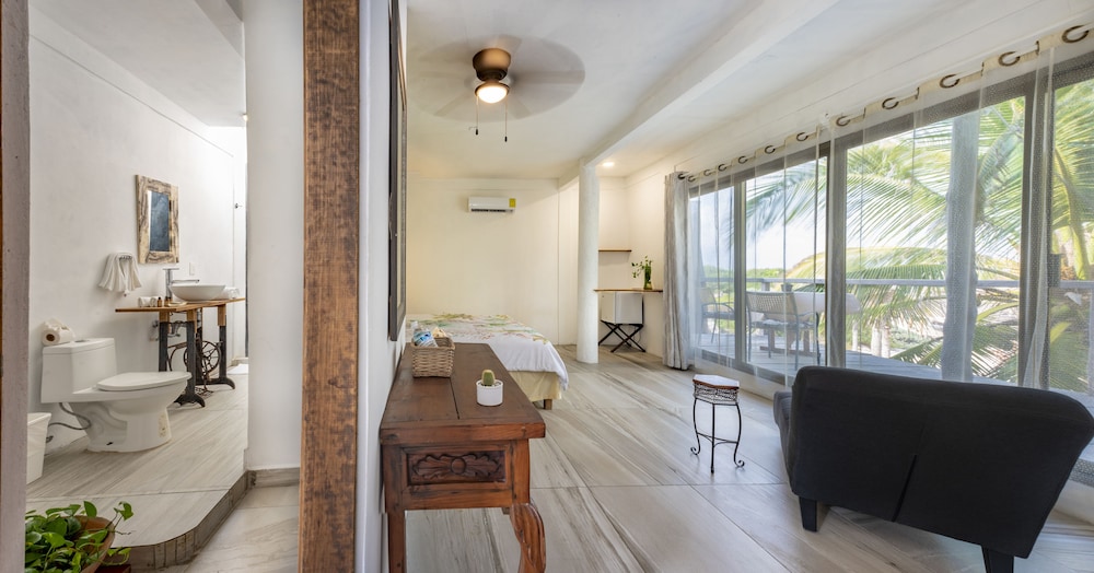 Signature Studio Suite