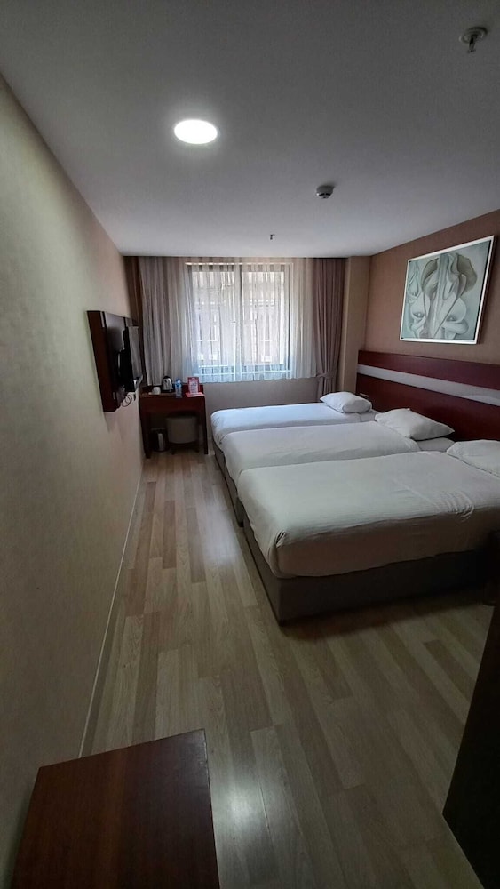 Triple Room photo 1