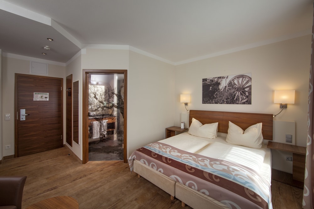 Deluxe Double Room - Photo 2