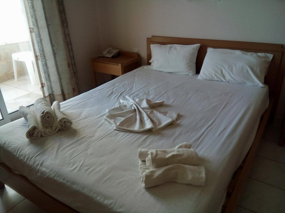Standard Room, Pool View